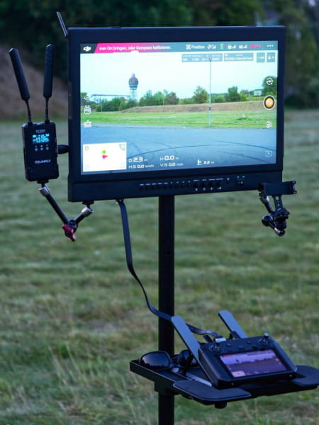 FEELWORLD 21.5" Outdoor-Monitor mit Metallgehäuse 1920x1080/ 1000cdm2/ Quad View - NEUE VERSION 2025